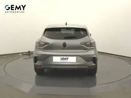 Photo 20 Renault Clio  E-Tech full hybrid 145 ch GSR2