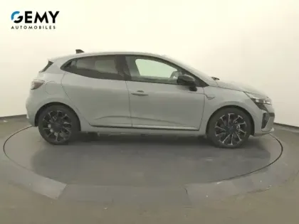 Photo 18 Renault Clio  E-Tech full hybrid 145 ch GSR2