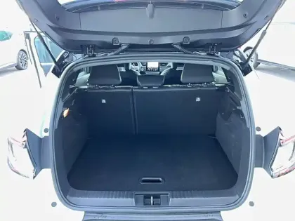 Photo 14 Renault Captur  E-Tech full hybrid 145 ch