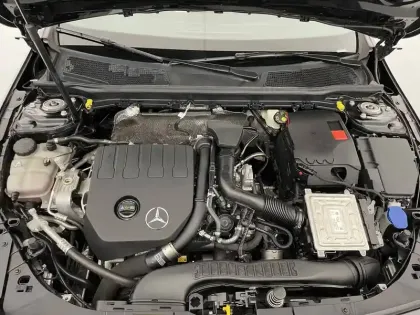 Photo 36 Mercedes Classe A  180 7G-DCT