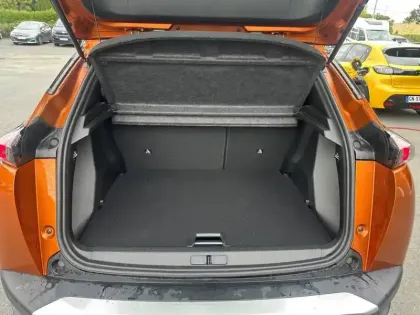 Photo 5 Peugeot 2008  PureTech 130 S&S BVM6