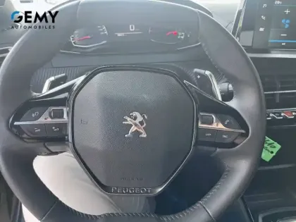 Photo 16 Peugeot 2008  PureTech 130 S&S EAT8