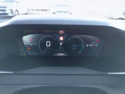 Photo 9 Peugeot 208  Hybrid 110 ch e-DCS6
