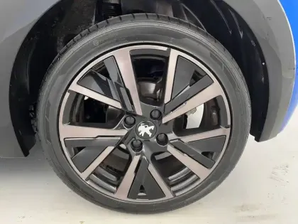 Photo 15 Peugeot 208  PureTech 100 S&S BVM6