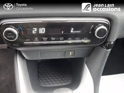 Photo 13 Toyota Yaris  Hybride 116h