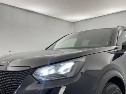 Photo 29 Peugeot 2008  PureTech 100 S&S BVM6