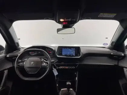 Photo 27 Peugeot 2008  PureTech 100 S&S BVM6
