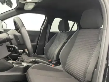 Photo 13 Peugeot 2008  PureTech 100 S&S BVM6