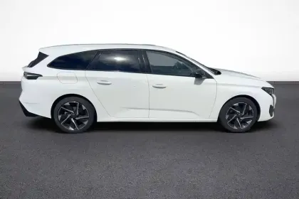 Photo 6 Peugeot 308  SW BlueHDi 130ch S&S EAT8