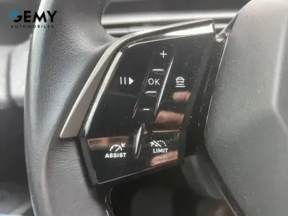 Photo 18 Peugeot 5008  Hybrid 136 e-DCS6