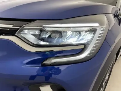 Photo 15 Renault Captur  E-Tech full hybrid 145