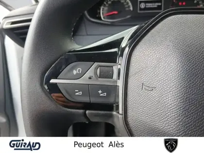Photo 15 Peugeot 208  PureTech 75 S&S BVM5