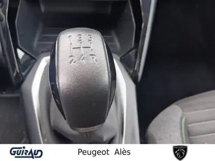 Photo 16 Peugeot 208  PureTech 75 S&S BVM5