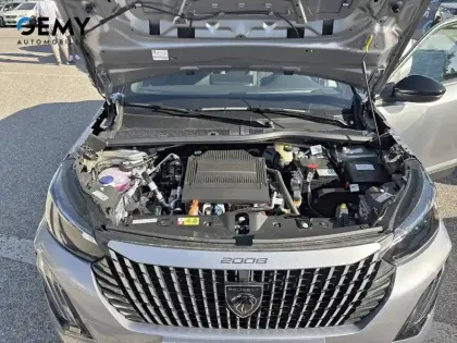 Photo 11 Peugeot 2008  Electrique 156 ch 54 kWh