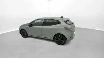 Photo 5 Renault Clio  E-Tech full hybrid 145 ch GSR2