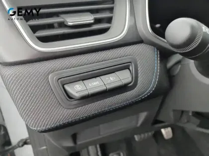 Photo 31 Renault Captur  E-Tech full hybrid 160 ch