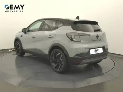 Photo 22 Renault Captur  E-Tech full hybrid 160 ch