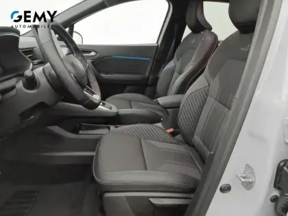Photo 24 Renault Captur  E-Tech full hybrid 160 ch