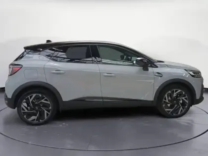 Photo 7 Renault Captur  E-Tech full hybrid 160 ch
