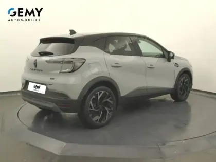 Photo 33 Renault Captur  E-Tech full hybrid 160 ch