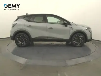 Photo 19 Renault Captur  E-Tech full hybrid 160 ch