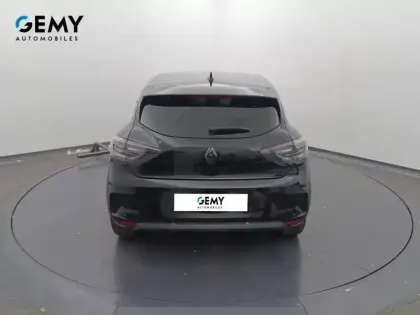 Photo 20 Renault Clio  E-Tech full hybrid 145 ch GSR2