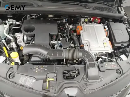 Photo 27 Renault Clio  E-Tech full hybrid 145 ch GSR2