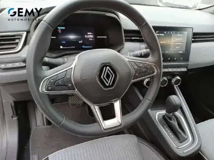 Photo 12 Renault Clio  E-Tech full hybrid 145