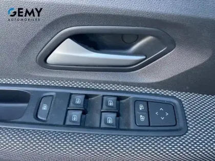 Photo 27 Dacia Jogger  Hybrid 140 7 places