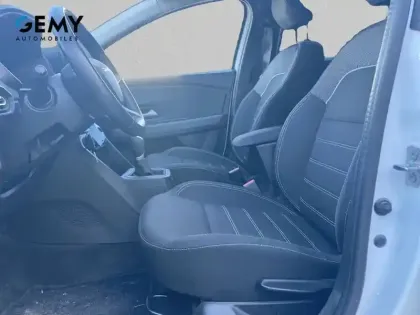 Photo 8 Dacia Jogger  Hybrid 140 7 places