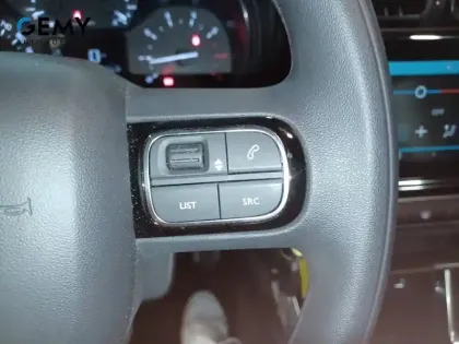 Photo 14 Citroën C3 Aircross  PureTech 110 S&S BVM6