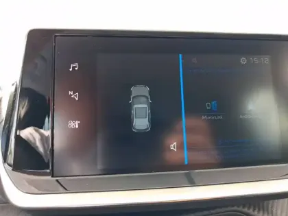 Photo 14 Peugeot 2008  PureTech 100 S&S BVM6