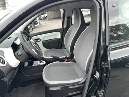 Photo 10 Renault Twingo  III E-Tech