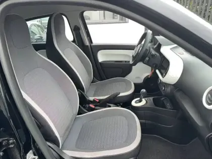 Photo 8 Renault Twingo  III E-Tech