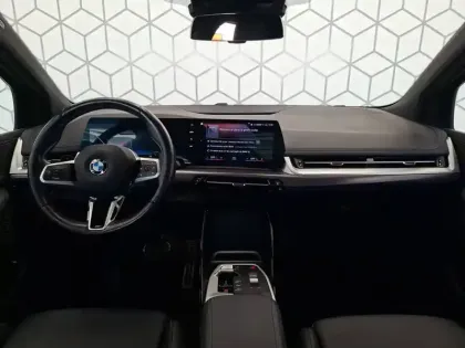 Photo 10 BMW Serie 2 Active Tourer 220i 170 ch DKG7