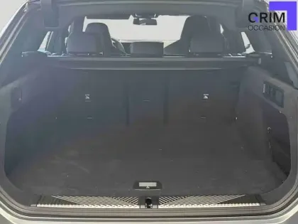 Photo 11 BMW Serie 5 Touring 550e xDrive PHEV 489 ch BVA8