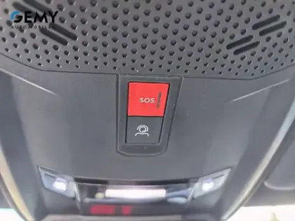 Photo 16 Peugeot 208  Electrique 156 ch 54 kWh