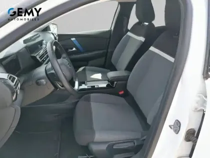 Photo 8 Citroën C4 e- 136 ch Automatique