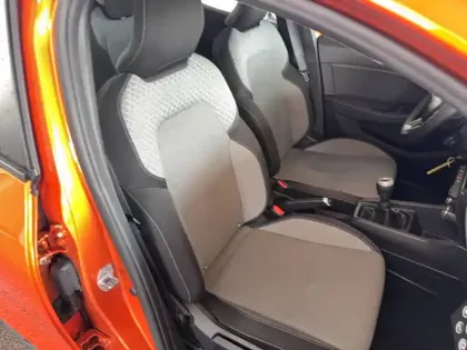 Photo 7 Renault Clio  Blue dCi 100 ch GSR2
