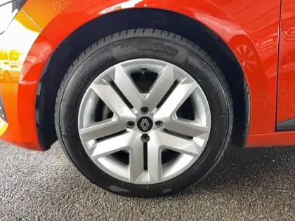 Photo 17 Renault Clio  Blue dCi 100 ch GSR2