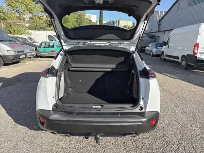 Photo 5 Peugeot 2008  Hybrid 145 ch e-DCS6