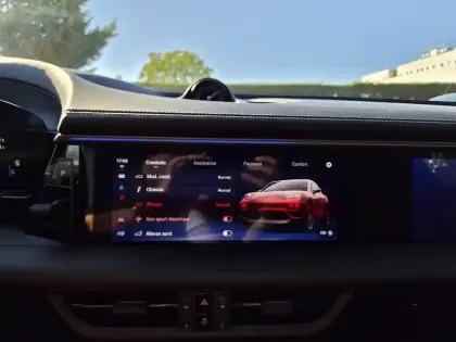 Photo 32 Porsche Macan  Turbo 639 ch
