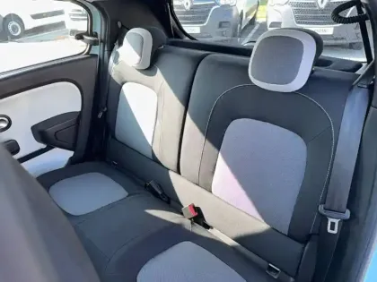 Photo 11 Renault Twingo  III E-Tech