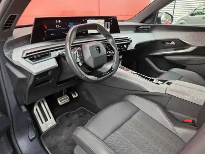 Photo 10 Peugeot 3008  Hybrid 136 e-DCS6