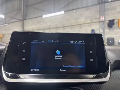 Photo 14 Peugeot 2008  PureTech 100 S&S BVM6