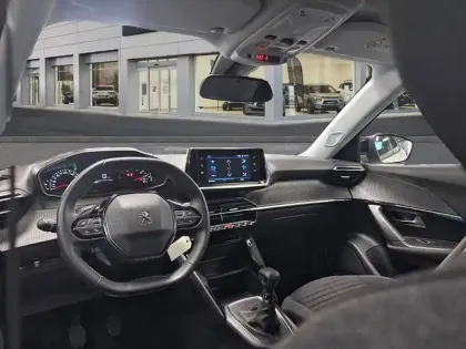 Photo 7 Peugeot 2008  PureTech 100 S&S BVM6