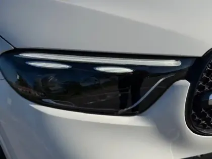 Photo 11 Mercedes GLC 300 de 4MATIC EQ AMG Line