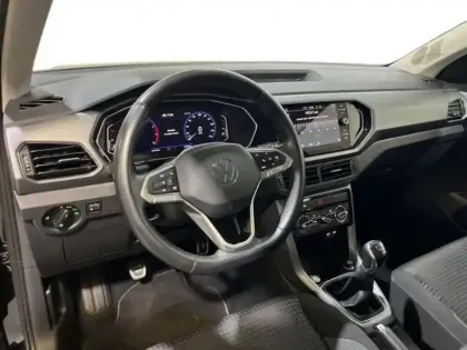 Photo 8 Volkswagen T-cross 1.0 TSI 95 Start/Stop BVM5 Active