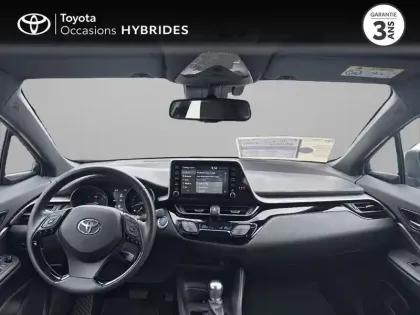 Photo 7 Toyota C-HR  1.8 Hybride 122ch Dynamic Ultimate E-CVT