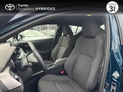 Photo 10 Toyota C-HR  1.8 Hybride 122ch Dynamic Ultimate E-CVT